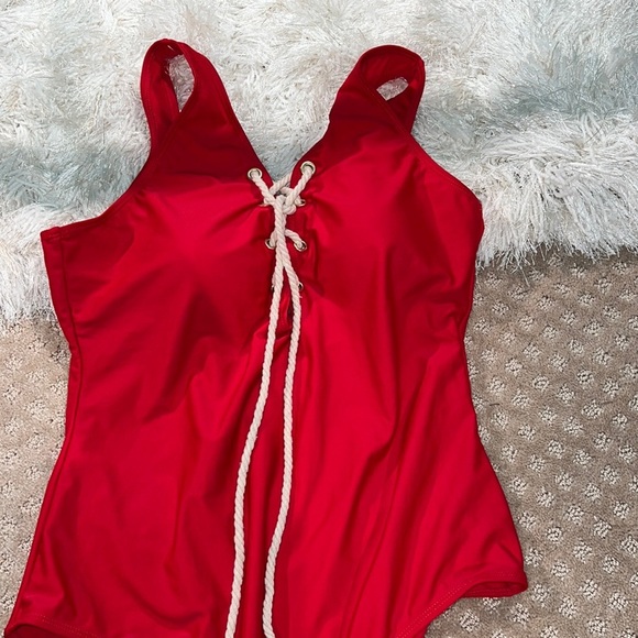 Jones New York | Swim NWOT
 NEVER WORN still has safety liner. - Picture 4 of 8